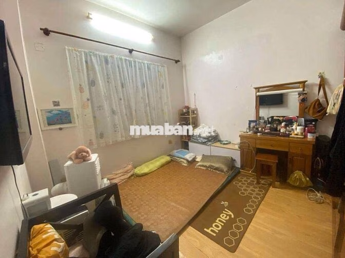 Bán gấp căn hộ 65m2, 2 ngủ tại Đặng Xuân Bảng, Hoàng Mai nhỉnh 3 tỷ