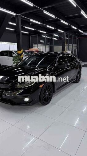 Honda Civic Rs 2021 Số tự động Đen 28000 km