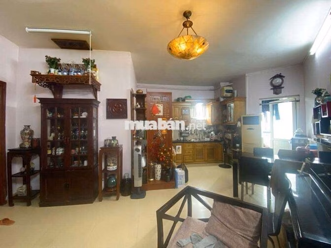 Bán gấp căn hộ 65m2, 2 ngủ tại Đặng Xuân Bảng, Hoàng Mai nhỉnh 3 tỷ