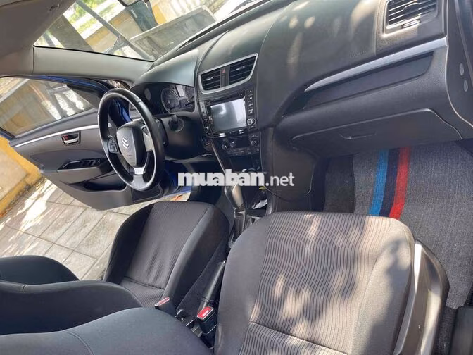 Bán xe suzuki swift sx 215AT đẹp zin suất sắc