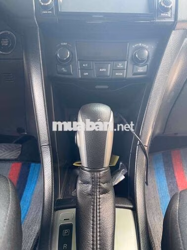 Bán xe suzuki swift sx 215AT đẹp zin suất sắc