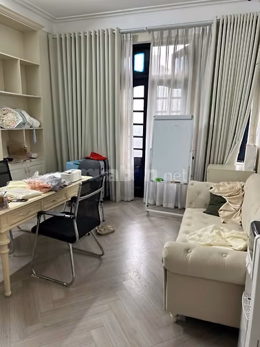 Cho thuê nhà đẹp Mặt Phố Tuệ Tĩnh 75m x5 tầng Kinh doanh đa dạng...