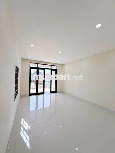 🏡 NHÀ 3 TẦNG MẶT TIỀN NGUYÊN HỒNG – GẦN HÀ HUY TẬP & CÙ CHÍNH LAN  📐 7