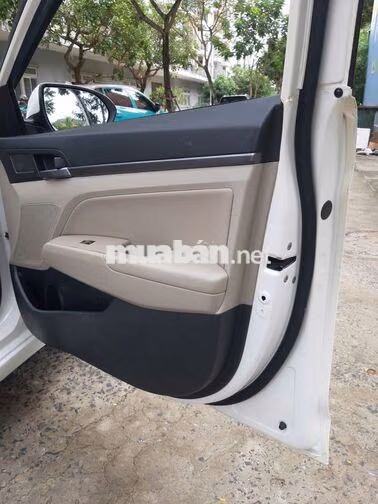 Hyundai Elantra 2018 Trắng Tự động