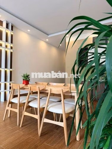 Bán Nhà riêng mới xd 250m2 giá 13.5 tỷ tại khu QH Đường Yersin, Đà Lạt