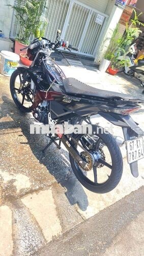 Suzuki Satria F150 Đỏ đen Nhập khẩu