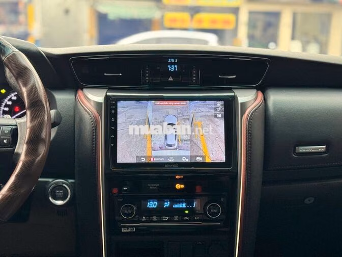 Toyota Fortuner Legender 2020 Trắng 97.000 km