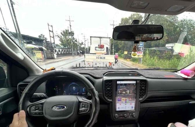 Ford Ranger XLS 2025 Tự động Đen Việt Nam