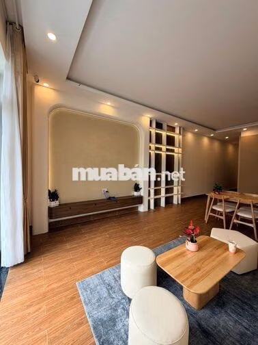 Bán Nhà riêng mới xd 250m2 giá 13.5 tỷ tại khu QH Đường Yersin, Đà Lạt