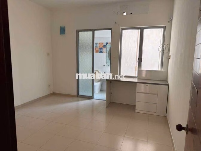 cho thuê nhà đẹp mặt tiền Hoàng Dư Khương, phường 12, Q10