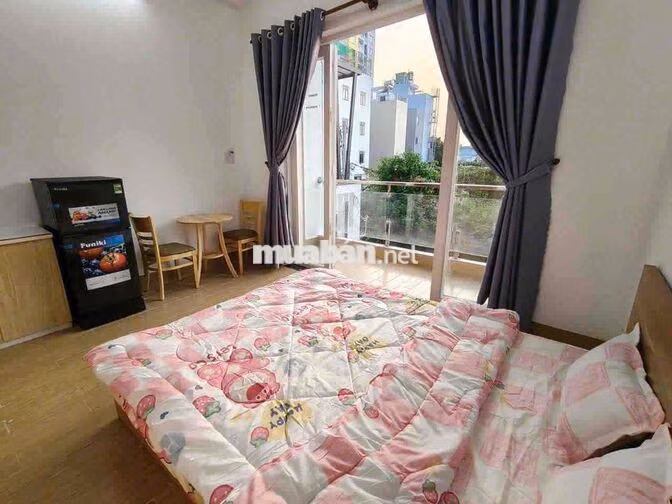 STUDIO ban công FULL nội thất gần vòng xoay PHÚ LÂM