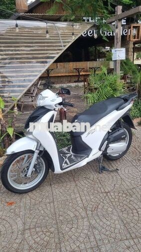 Honda SH 150 Trắng