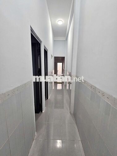 CHO THUÊ NHÀ ĐẸP 4 PHÒNG NGỦ FULL NỘI THẤT KHU VỰC VĨNH HÒA GIÁ 17 