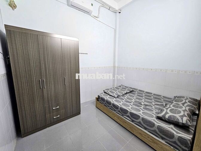 CHO THUÊ NHÀ ĐẸP 4 PHÒNG NGỦ FULL NỘI THẤT KHU VỰC VĨNH HÒA GIÁ 17 