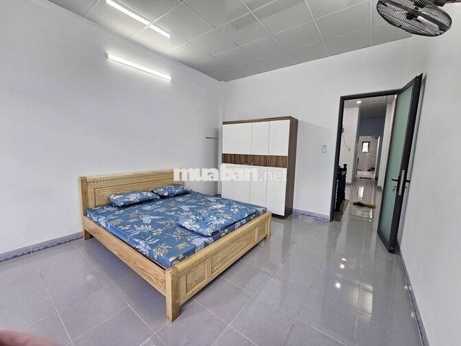 CHO THUÊ NHÀ ĐẸP 4 PHÒNG NGỦ FULL NỘI THẤT KHU VỰC VĨNH HÒA GIÁ 17 