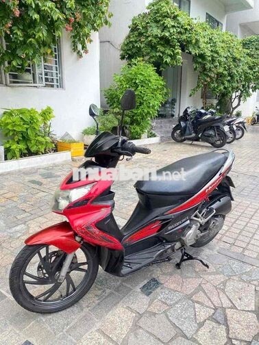 Suzuki Hayate Đỏ Xe tay ga