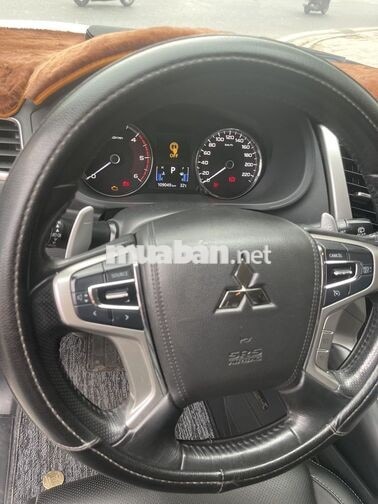 Mitsubishi Pajero Sport Trắng 109.049 km