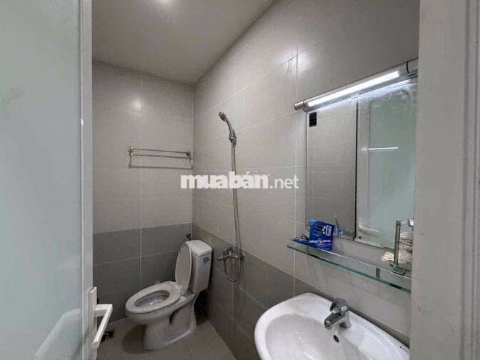 🏡CHO THUÊ MB LỐI ĐI RIÊNG 40M2 SẴN MÁY LẠNH NVS RIÊNG CAO THẮNG Q10🏡