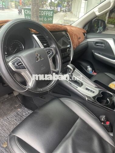 Mitsubishi Pajero Sport Trắng 109.049 km