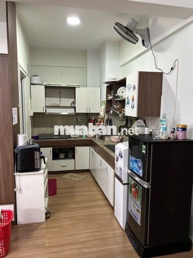 Bán CC Hoà Khánh 68m2 nội thất cao cấp