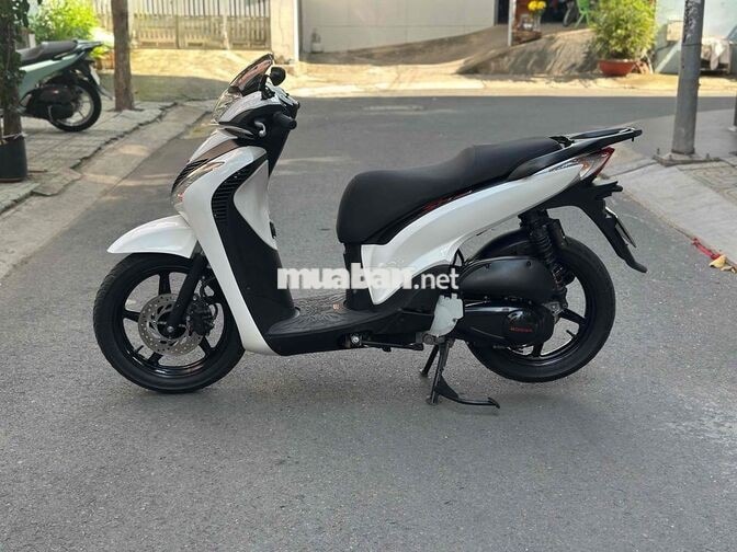 Honda SH 150cc ĐK 2015 lên full dàn áo ý khoá SMK