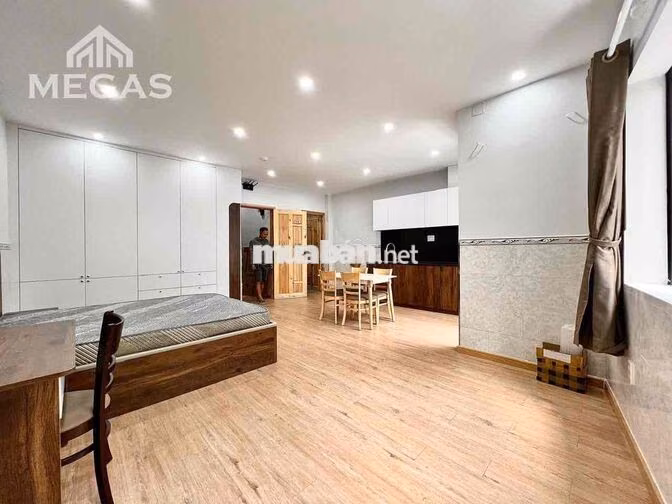 STUDIO CAO CẤP QUẬN 10 - BAN CÔNG - GẦN NGÃ 6 CỘNG HOÀ
