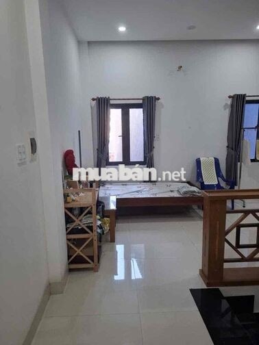 NHÀ 3 MÊ ĐÚC CHÍNH CHỦ Ở BÁN NHÀ ĐƯỜNG CHÍNH HỮU
