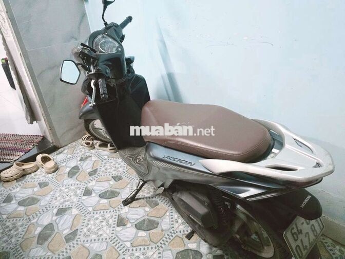 Honda Vision cổ điển 2024 Xám có định vi của hãng