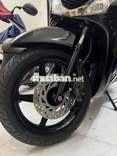 Honda SH nhập ý 150i date 2011 chính chủ
