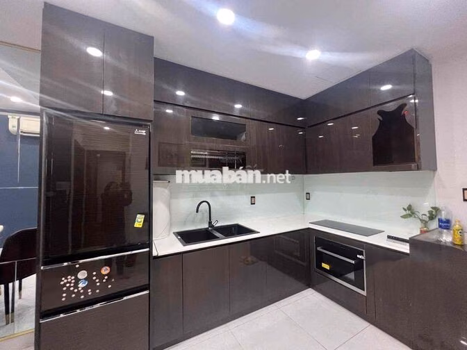 Cho thuê căn hộ 2PN 2WC. chung cư The Botanica. Phường 2 Tân Bình