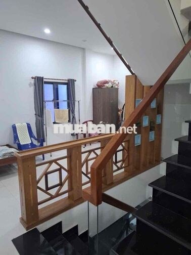 NHÀ 3 MÊ ĐÚC CHÍNH CHỦ Ở BÁN NHÀ ĐƯỜNG CHÍNH HỮU