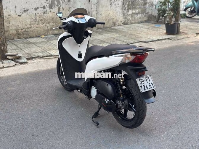 Honda SH 150cc ĐK 2015 lên full dàn áo ý khoá SMK