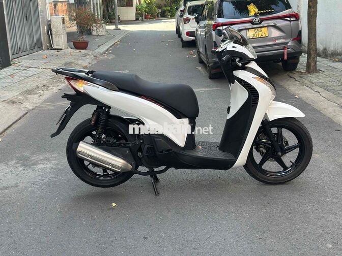 Honda SH 150cc ĐK 2015 lên full dàn áo ý khoá SMK