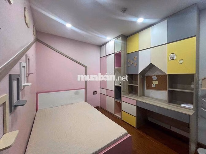 Cho thuê căn hộ 2PN 2WC. chung cư The Botanica. Phường 2 Tân Bình