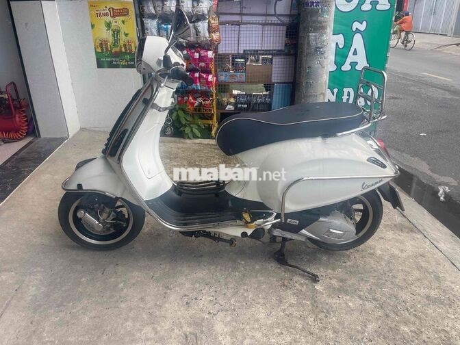 Piaggio Vespa 2019 Trắng