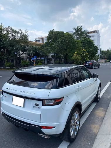 Bán xe Rang Rover Evoque Dynamic model 2016, mẫu mới, nội thất Humlmer