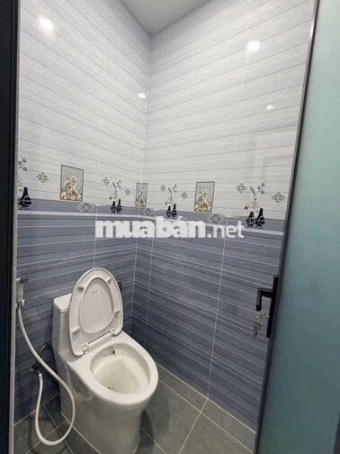 CHO THUÊ NHÀ NC ĐƯỜNG 18B (MÃ LÒ) - BÌNH TÂN - 10TRIEU- 2PN - HẺM XH