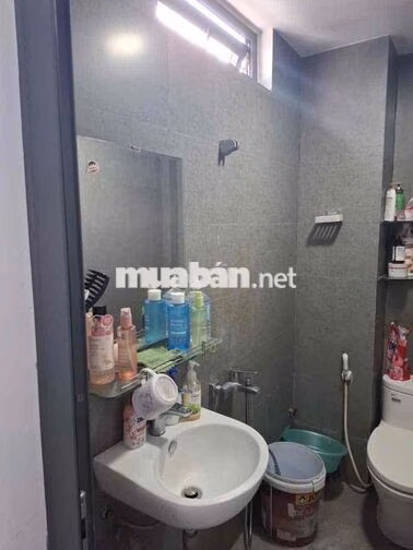 NHÀ 3 MÊ ĐÚC CHÍNH CHỦ Ở BÁN NHÀ ĐƯỜNG CHÍNH HỮU
