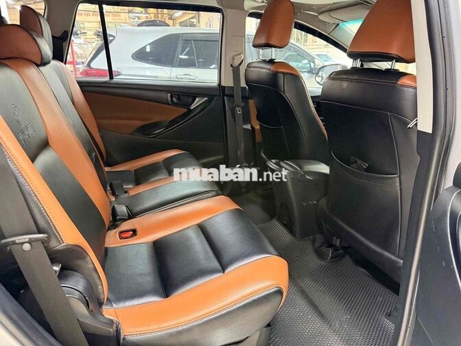 Bán Innova E số sàn 2017 bạc 152.000km-Giá còn bớt