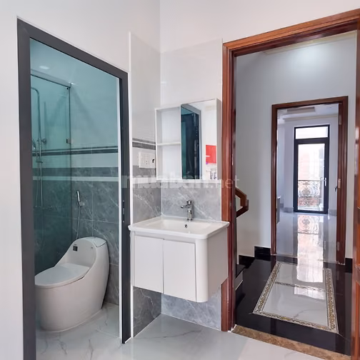 Nhà phố Quận 8. Suất nội bộ CK 600tr - giá 6,7 tỷ, 3 lầu, 4PN, 4WC 