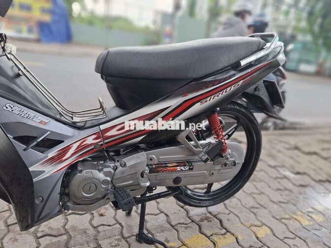 Yamaha Sirius Đen Xăng