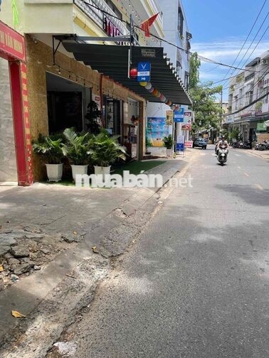 nhà 1 mặt đường 12m 1 mặt kiệt 3m, 4 tằng đầy đủ tiện nghi