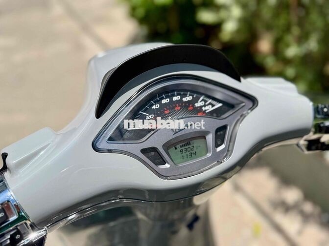 Piaggio Vespa 125 ABS 2020 Xám 9.000 km
