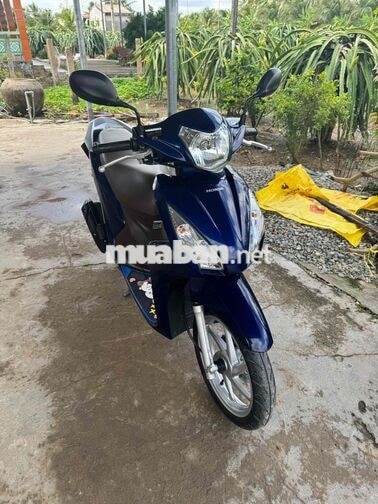 Honda Vision 2018 nguyên zin hãng còn mới 95% nha