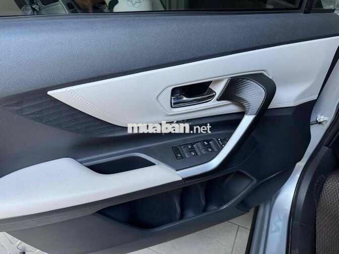 Toyota Veloz 2022 Số tự động Bạc Nhập khẩu