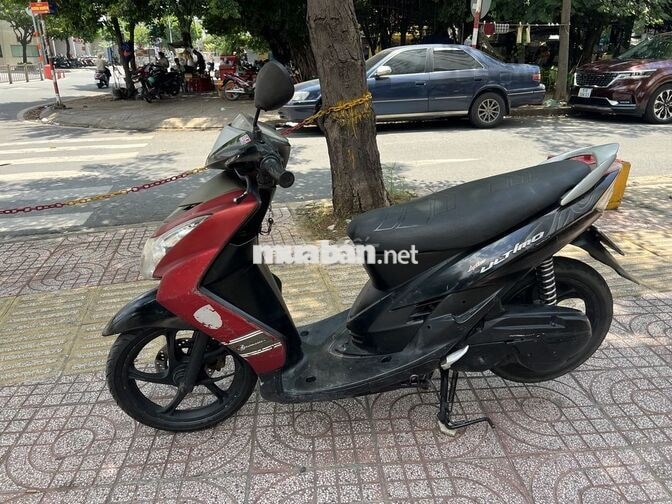 Yamaha Mio Ultimo màu Đỏ, Đen, Bạc