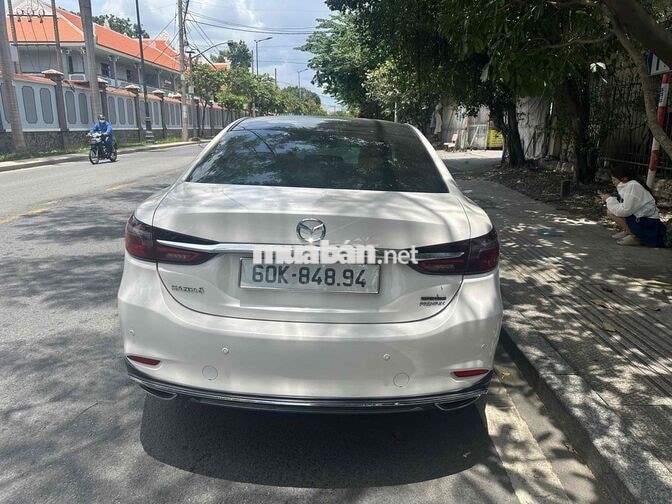 Mazda 6 2.0 Tự động Trắng 2024