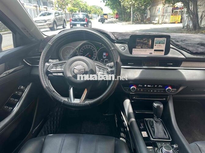 Mazda 6 2.0 Tự động Trắng 2024