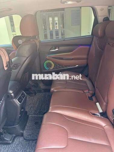 Hyundai SantaFe Cao cấp 7 chỗ Trắng 25.933 km