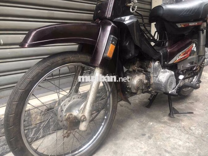 Honda Dream Trung Quốc Nâu